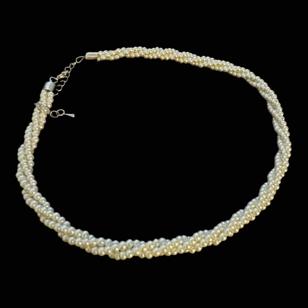 ✨Beautiful Twisted Pearls Necklace Adjustable